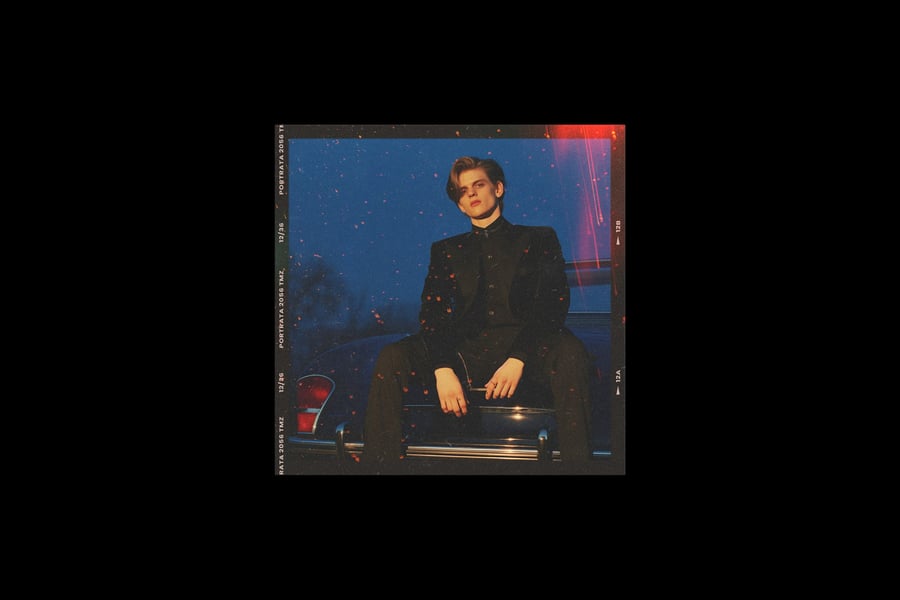 f77a8803-4f50-482b-87f9-adee72556f1a