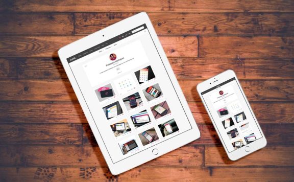 白色的iPad和iPhone在地板上的样机