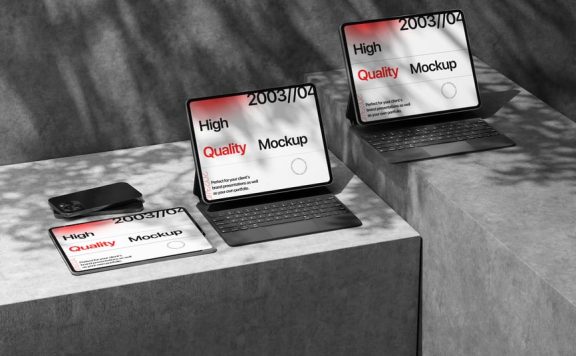 平板电脑键盘屏幕模型场景样机 (PSD)