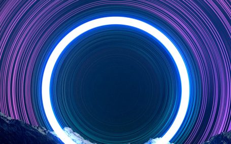 圆环光圈抽象概念视觉海报设计模板 (psd)