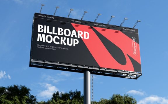 风景广告牌模型样机 (PSD)